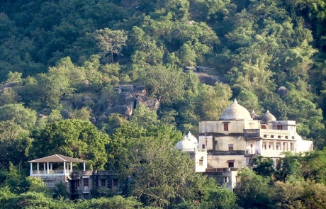 Bhavani Villa - Scenic location in the Hills with Good views