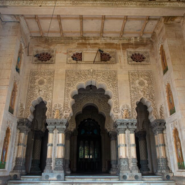 13. The famous portico-min