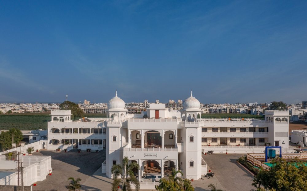 72. Dowlat Villas Palace - The Heritage is set in Himmatnagar-min